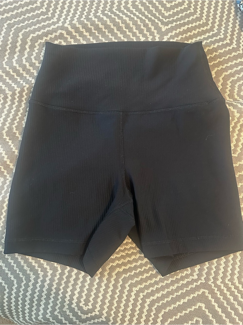 Reflex Black Ribbed High-Waist Women’s Bike Shorts